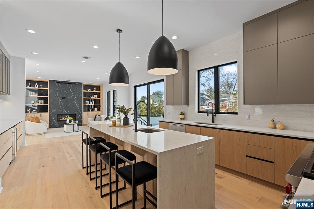 327 Harristown Road