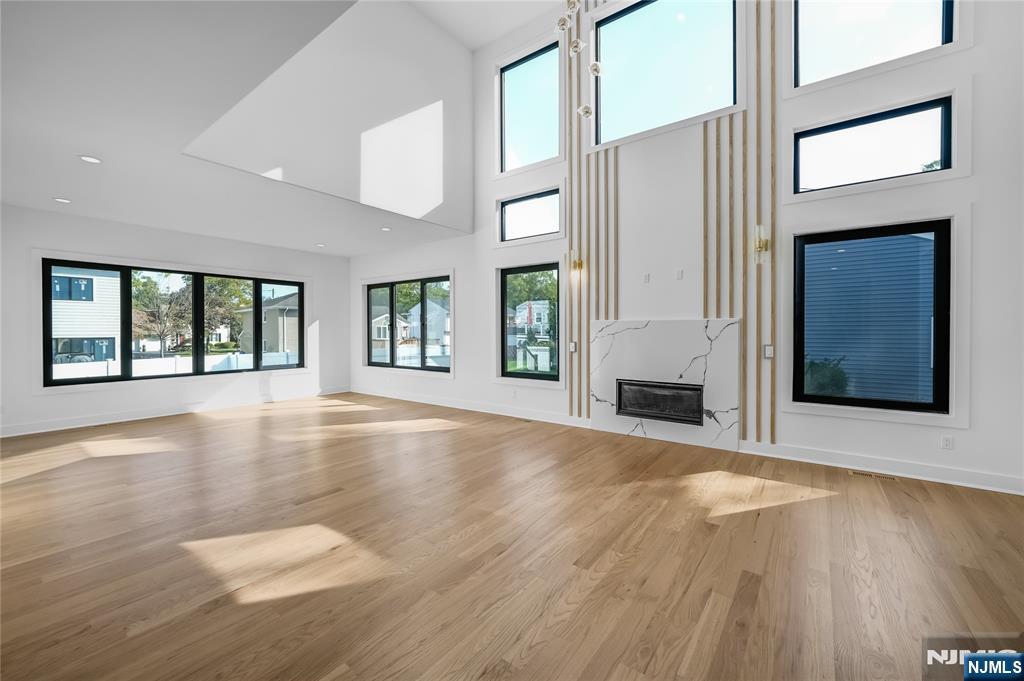 33 Oliver Road