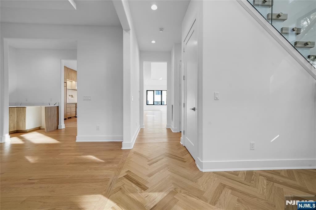 33 Oliver Road