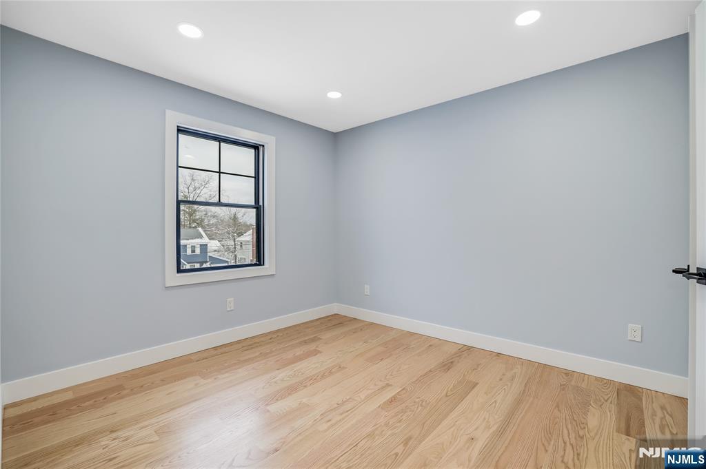 166 Forest Road