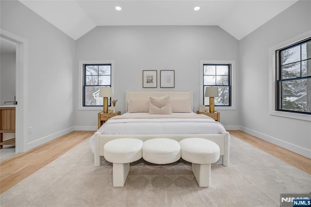 166 Forest Road