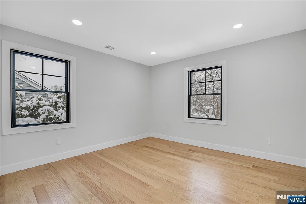 166 Forest Road