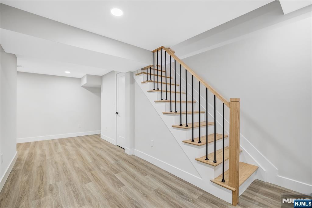 166 Forest Road