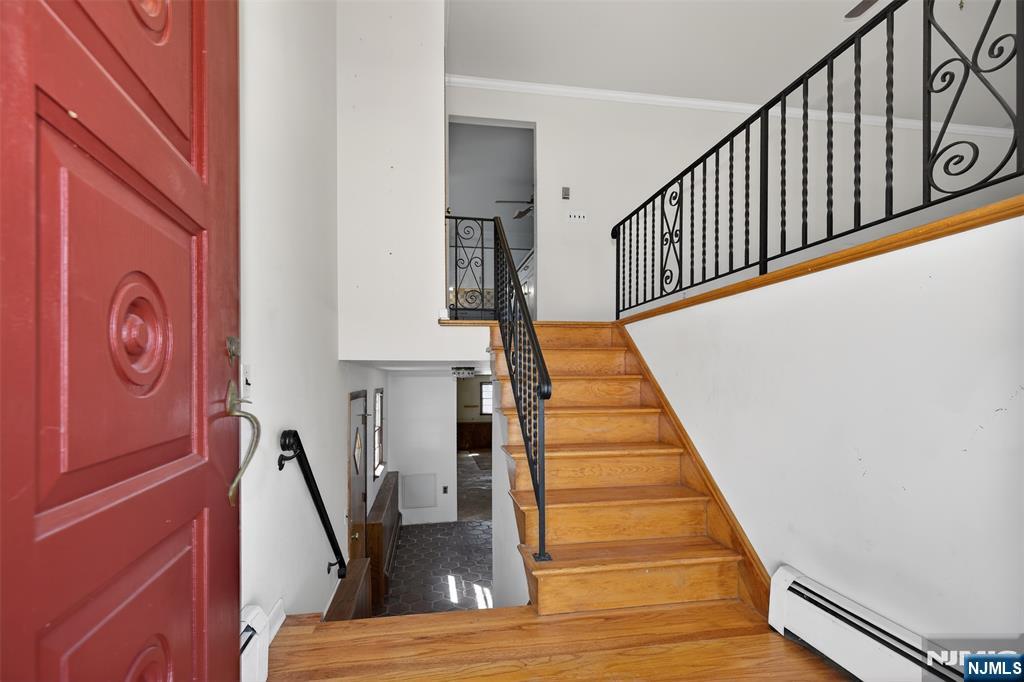 1-20 Kenneth Avenue