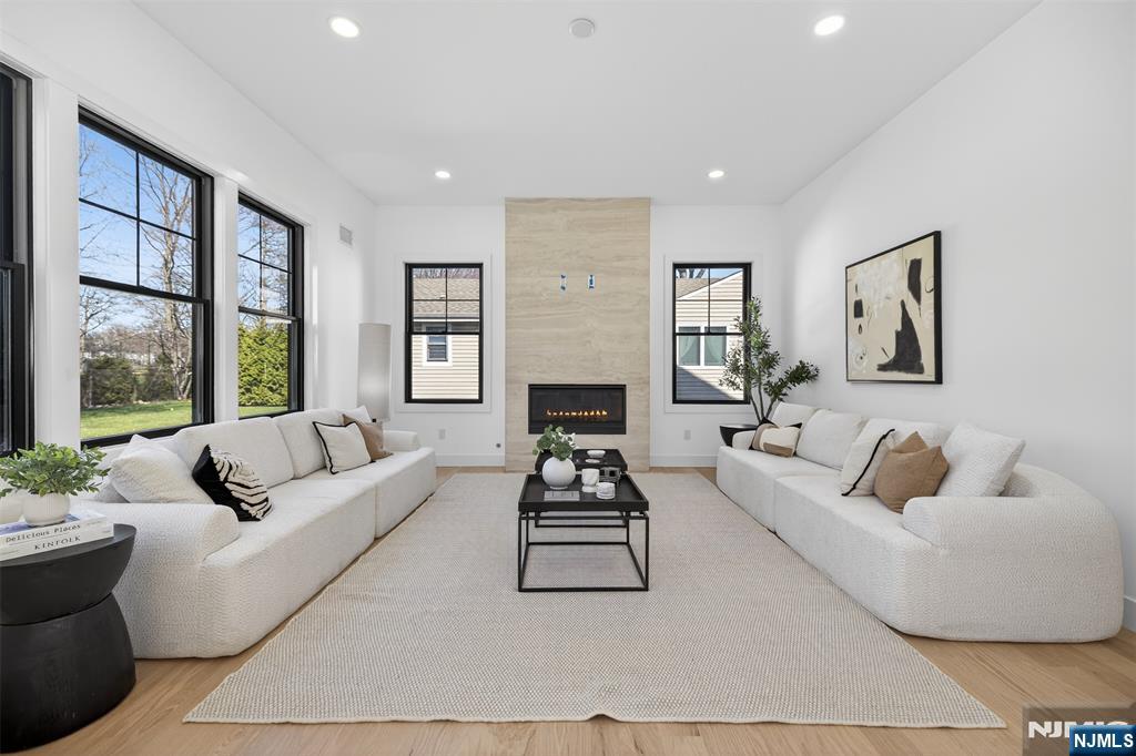 274 Cornwall Road