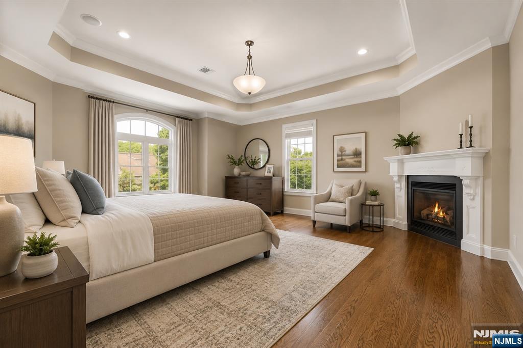 4 Holland Avenue