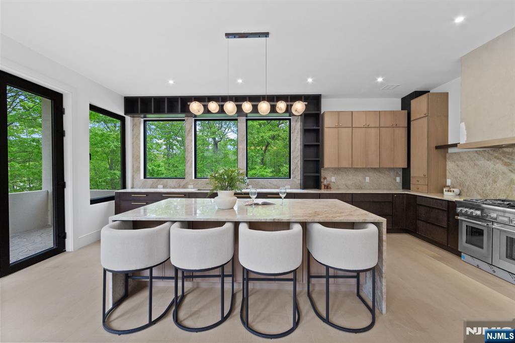 809 Shore Drive