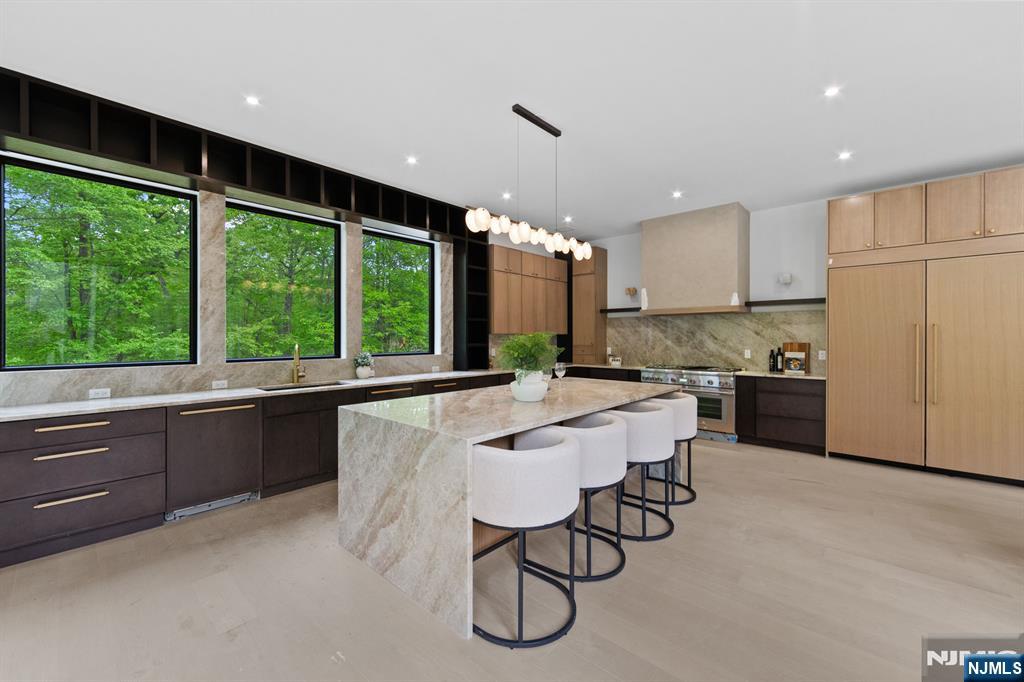 809 Shore Drive