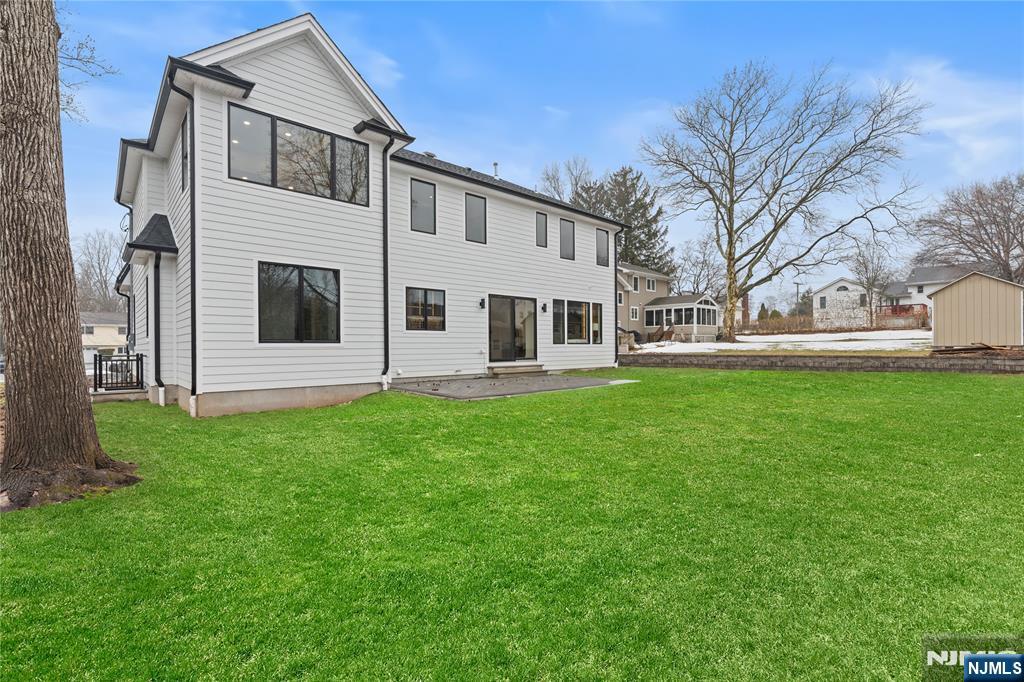 21 Manor Court