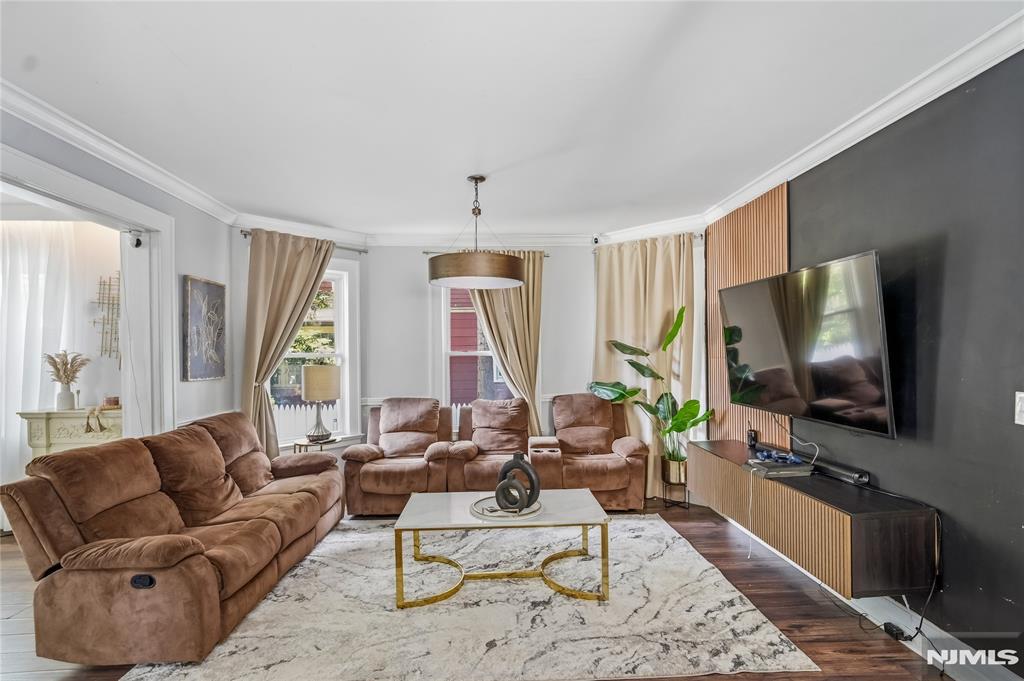 283 Hamilton Place