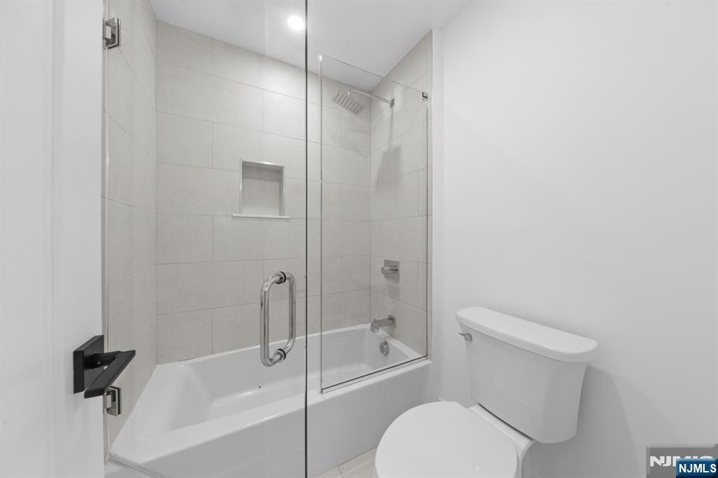 31-02 Gentner Road