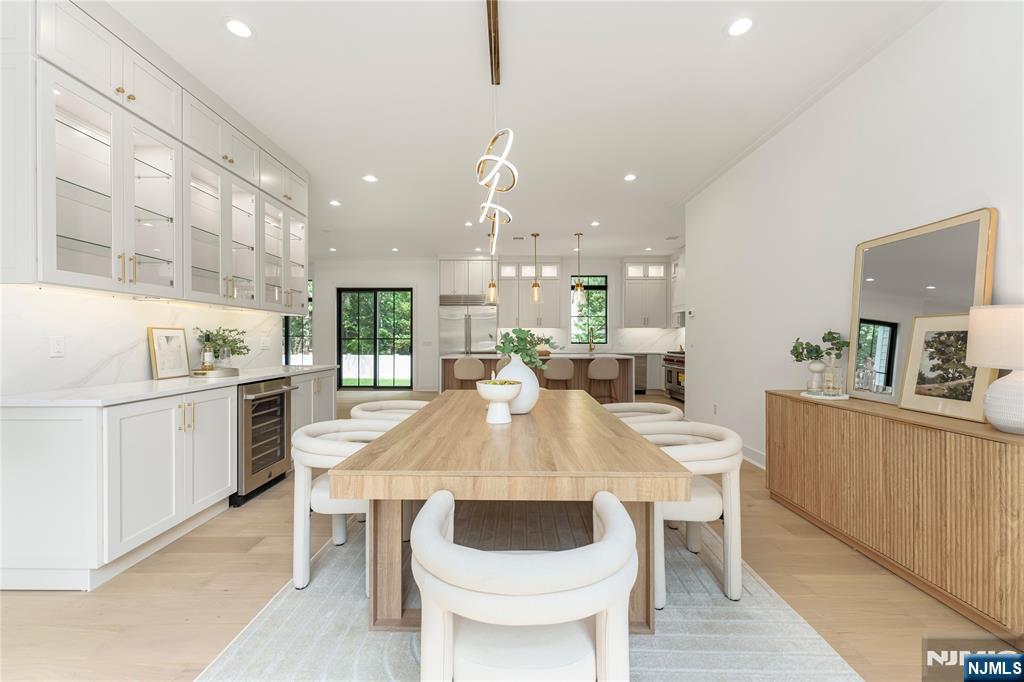 27 Crestwood Drive