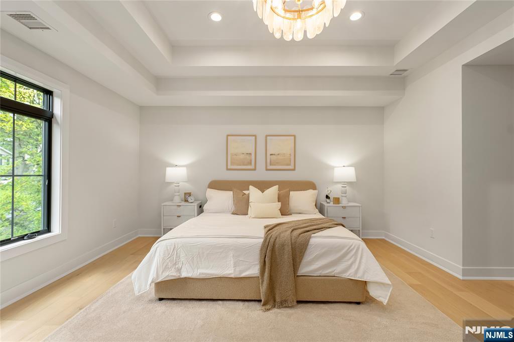 27 Crestwood Drive