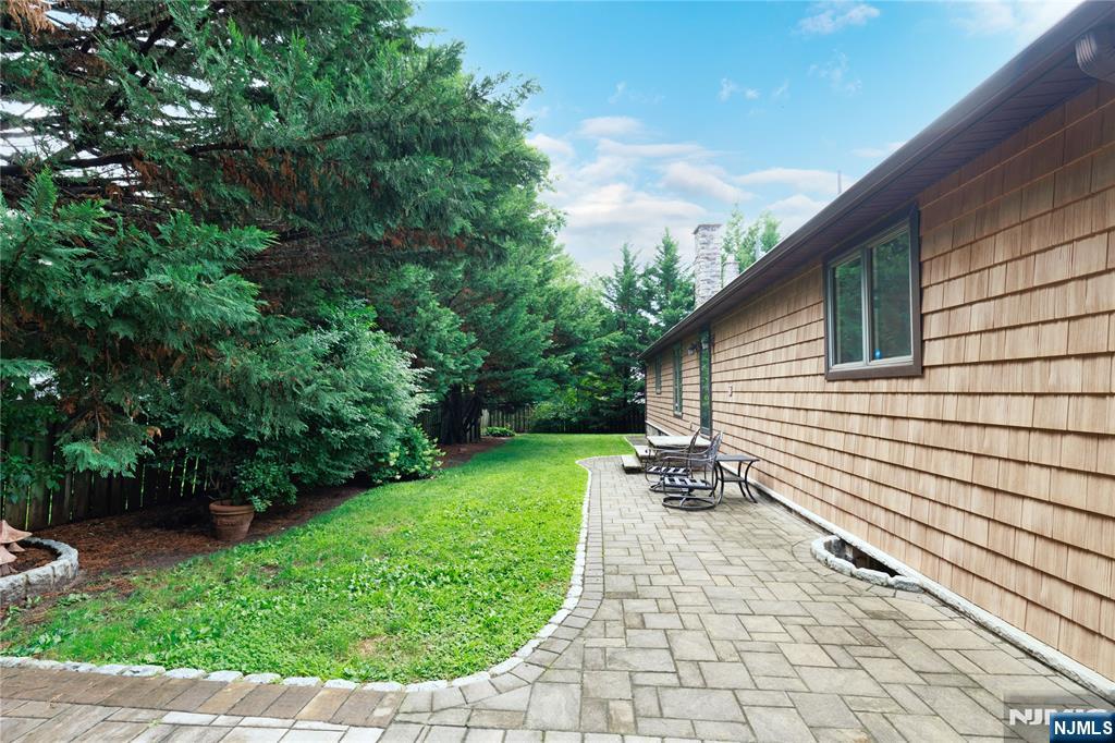806 Stella Court