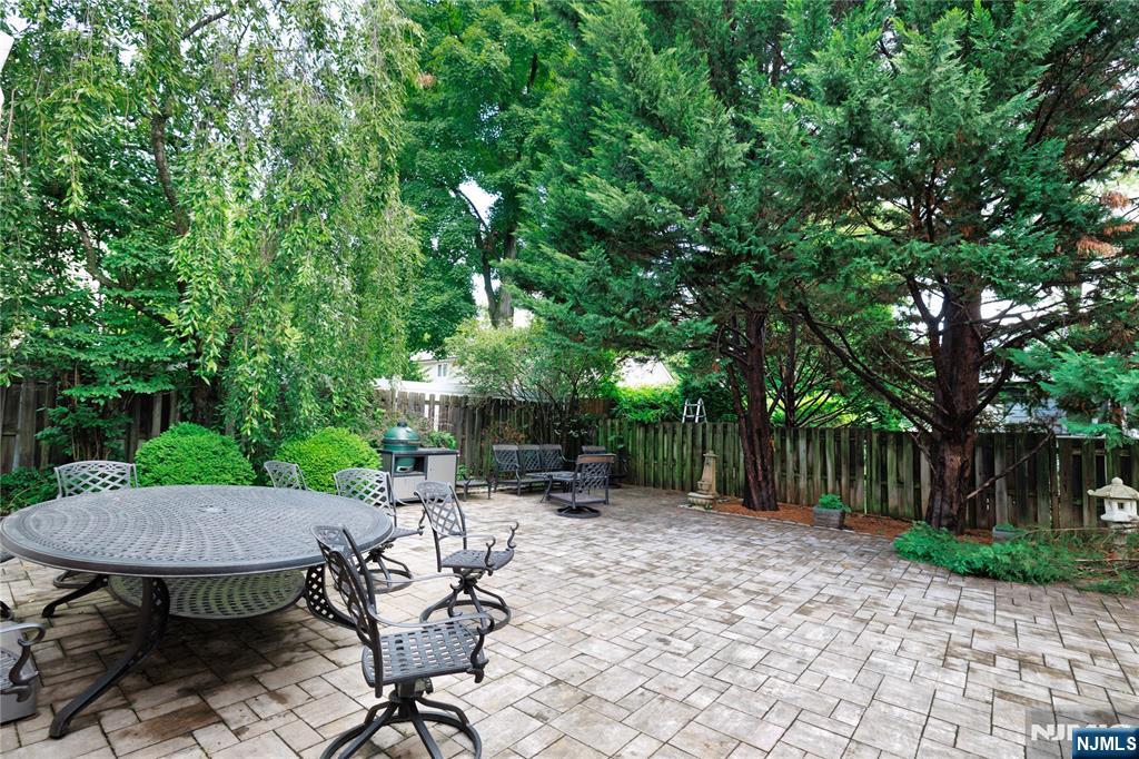 806 Stella Court