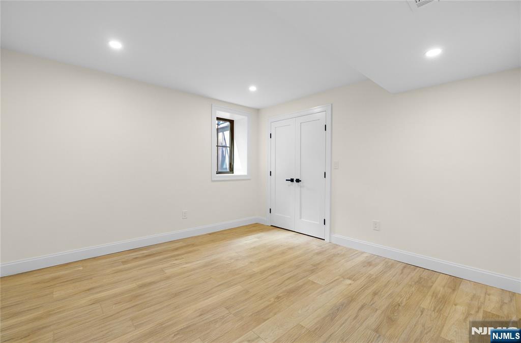 10 Radburn Road