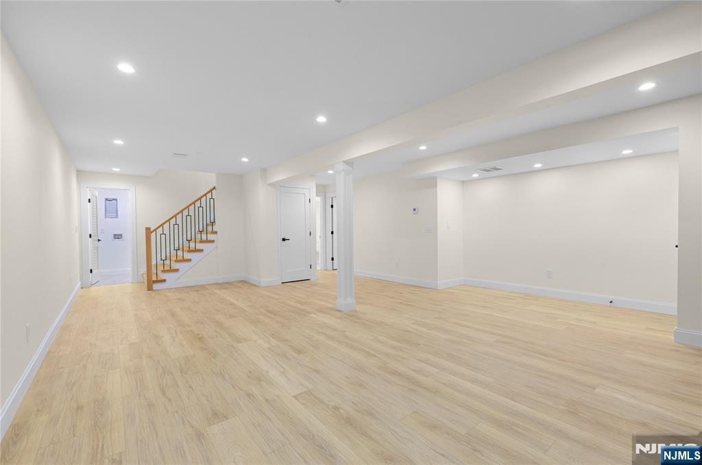 10 Radburn Road