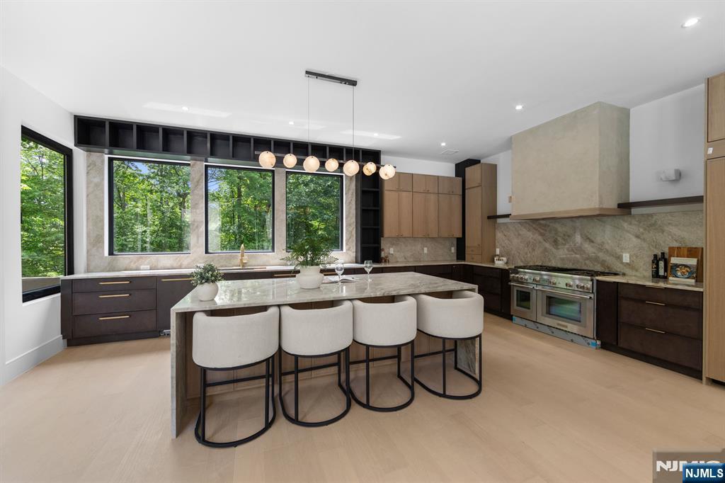 809 Shore Drive