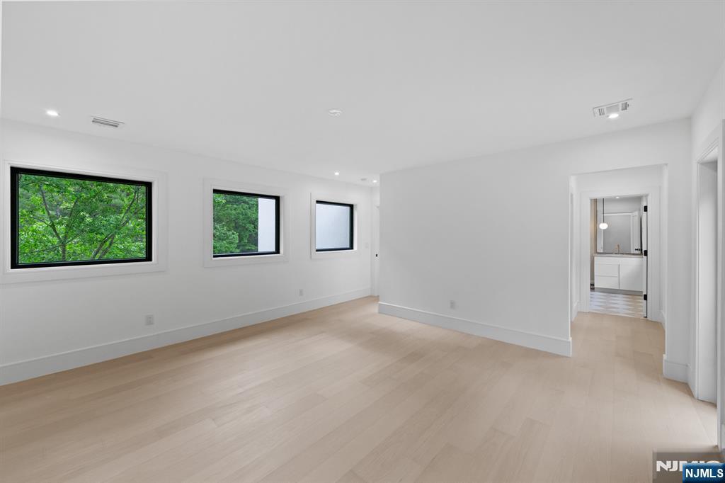 809 Shore Drive