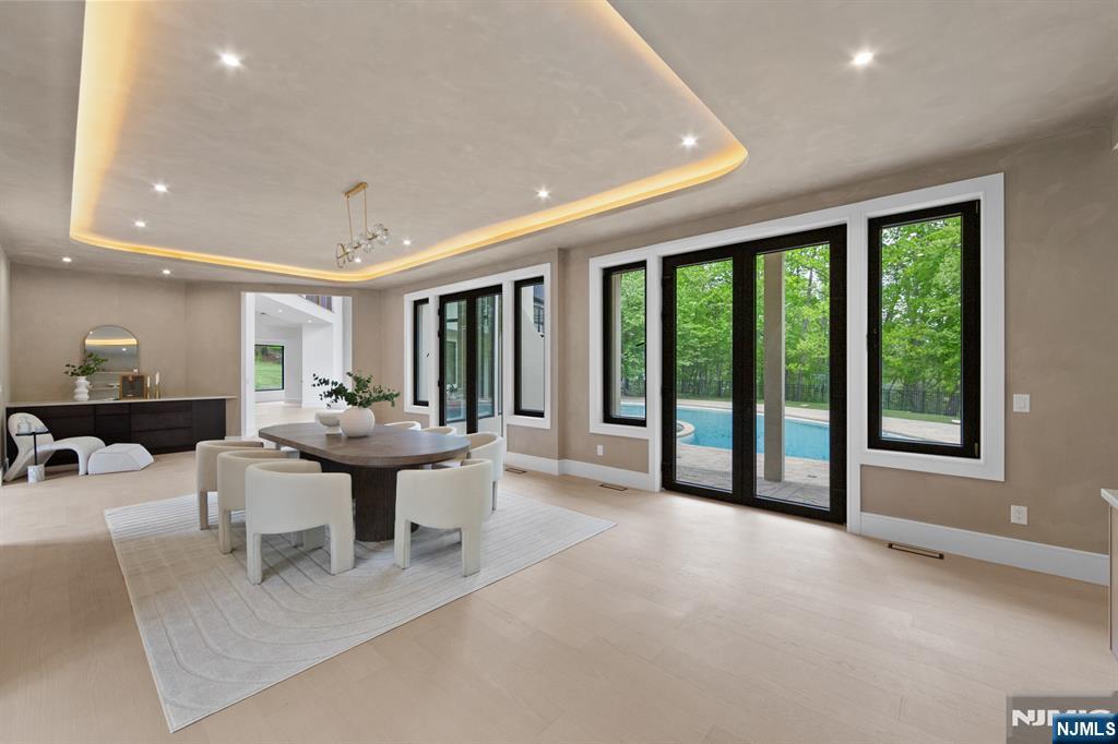 809 Shore Drive