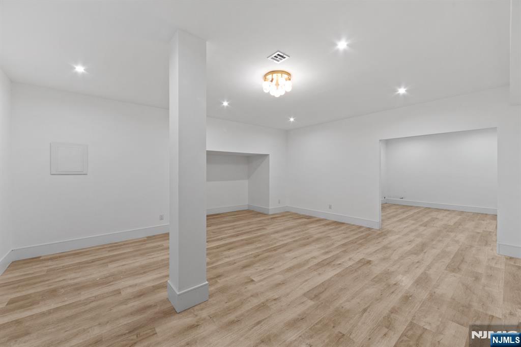 809 Shore Drive