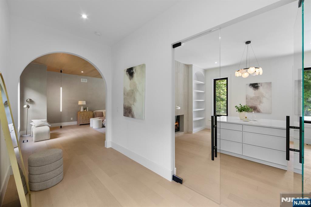 809 Shore Drive
