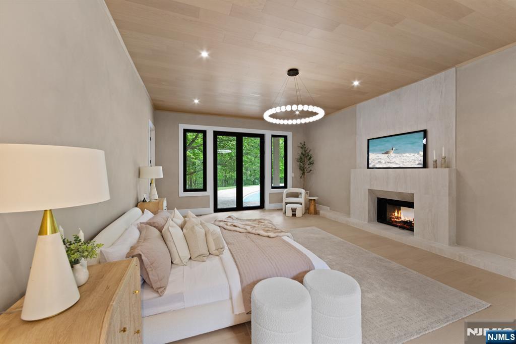 809 Shore Drive