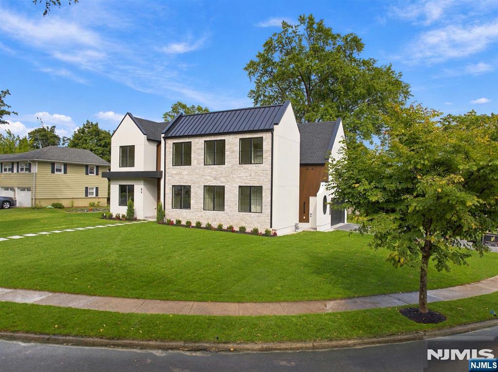 44 Spottswood Road