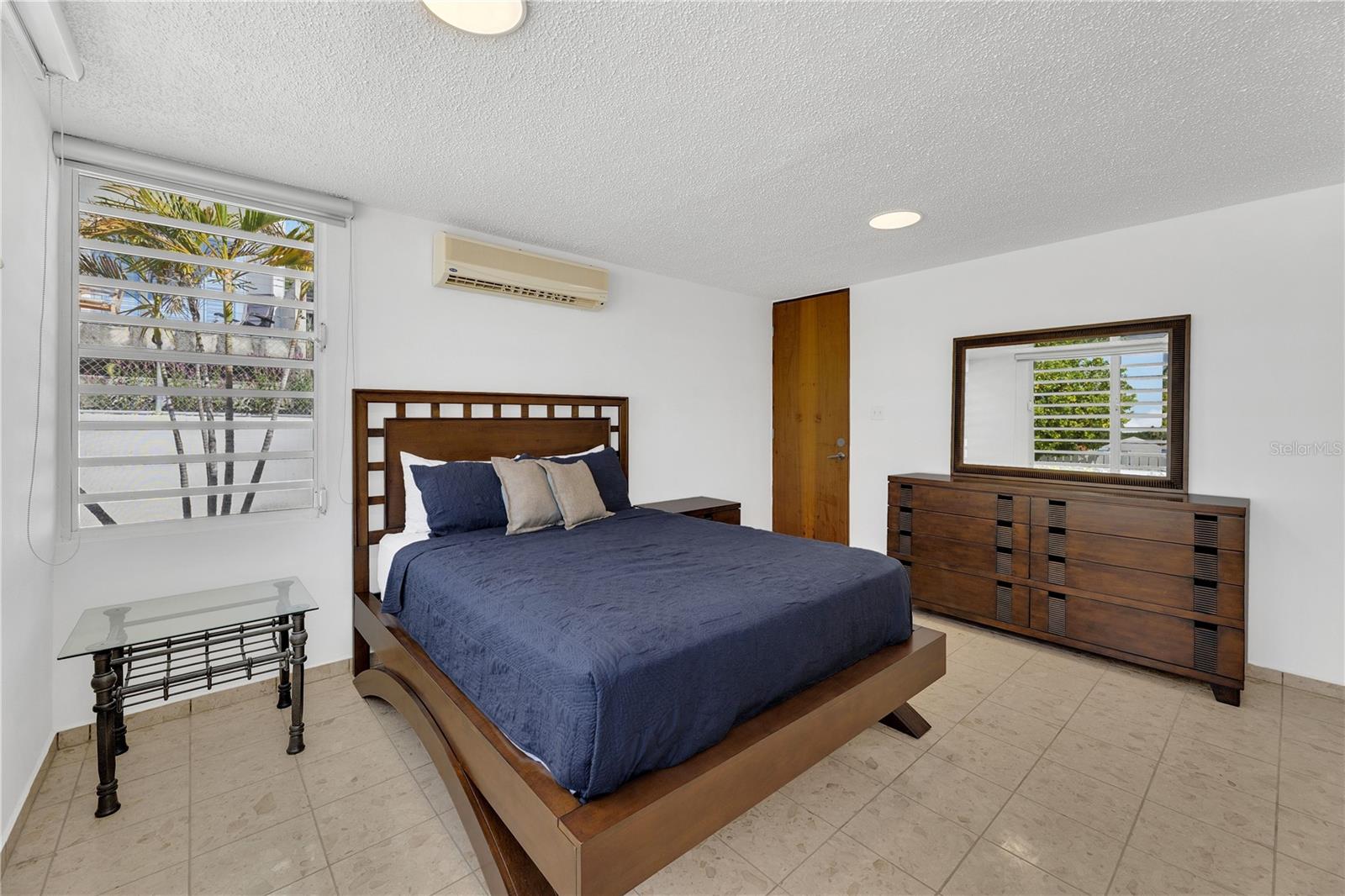 B19 Calle 3 URBANIZACION OCEAN VIEW