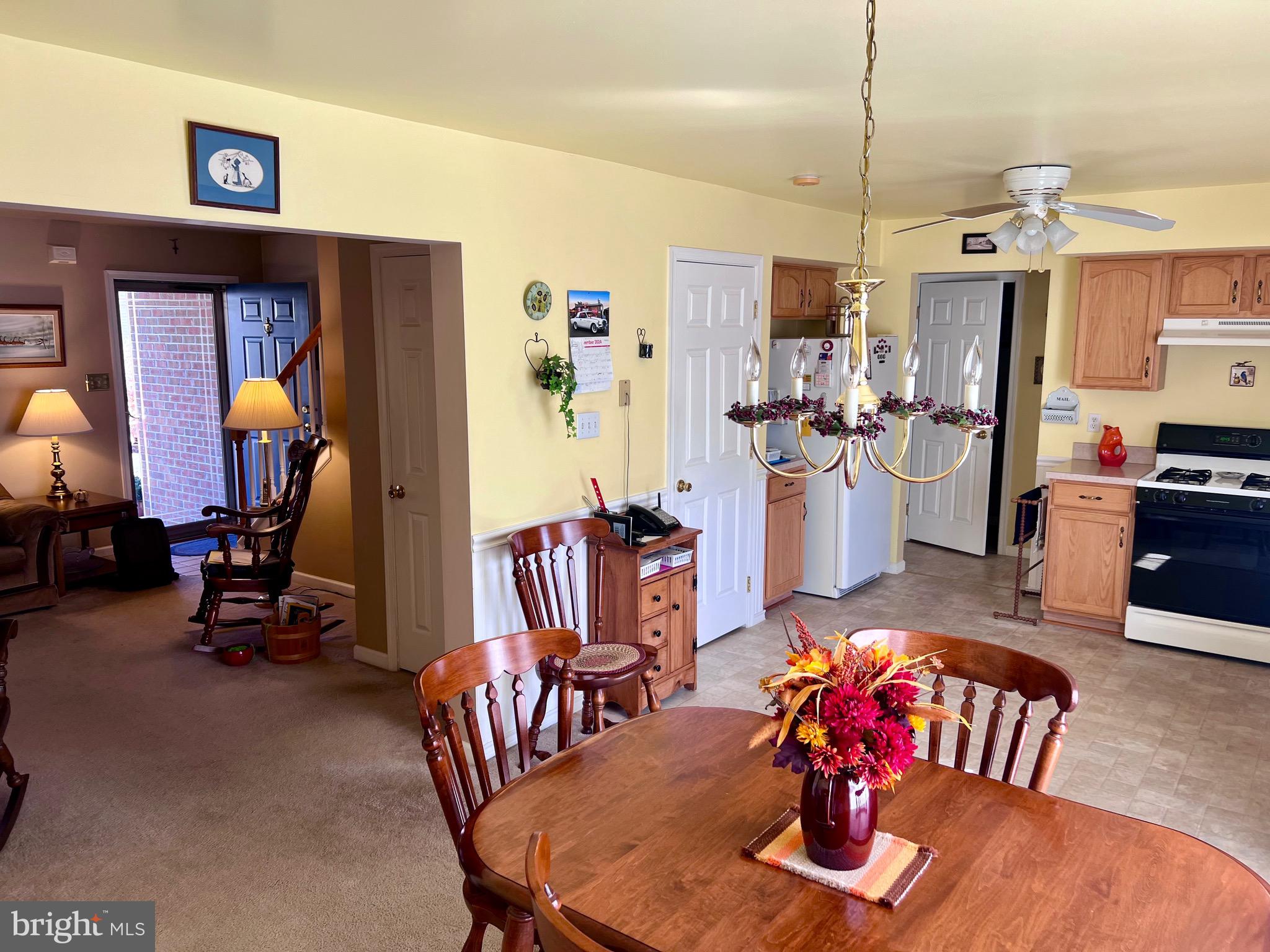 6218 POND VIEW DRIVE