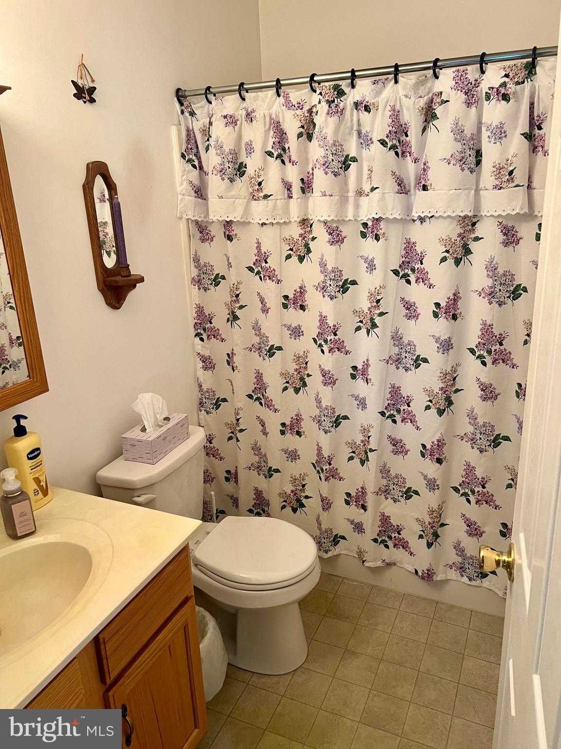 6218 POND VIEW DRIVE