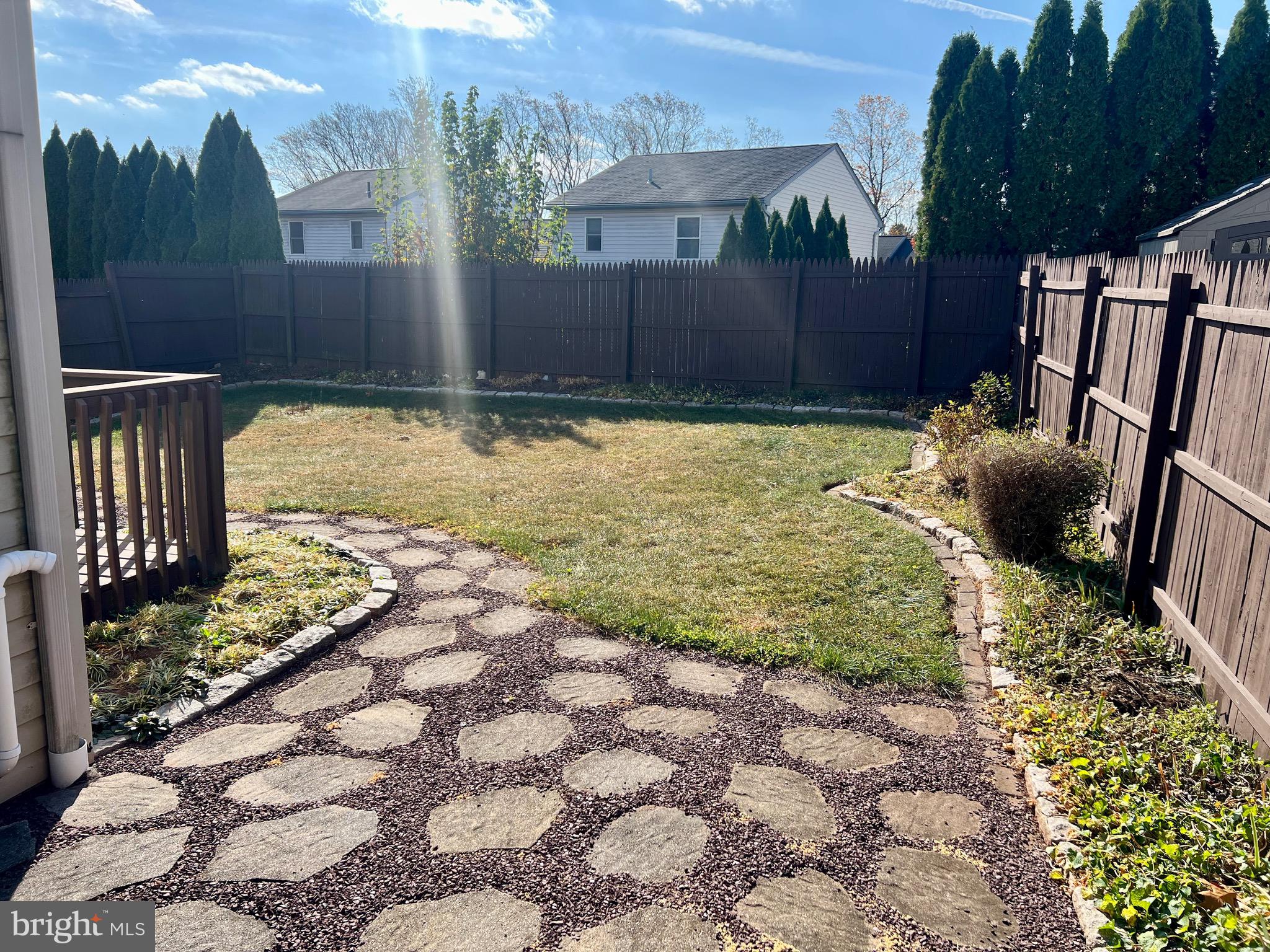 6218 POND VIEW DRIVE