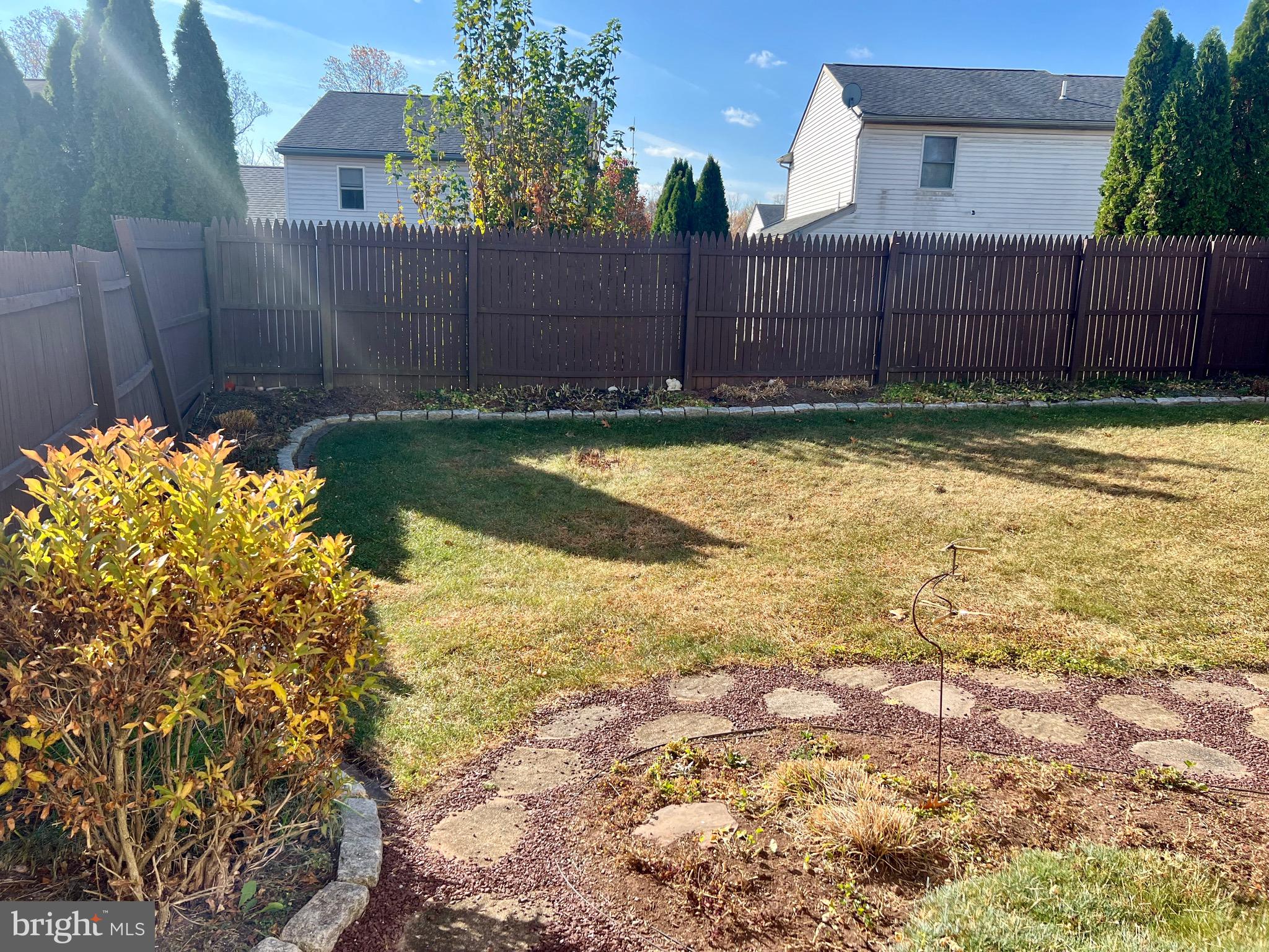 6218 POND VIEW DRIVE