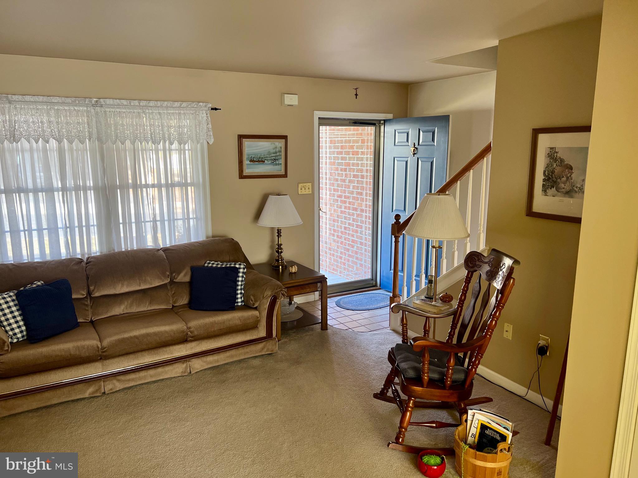 6218 POND VIEW DRIVE