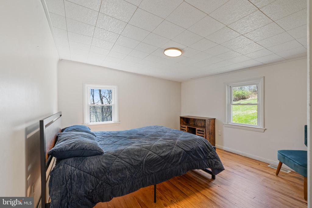 1575 ORCHARD LANE