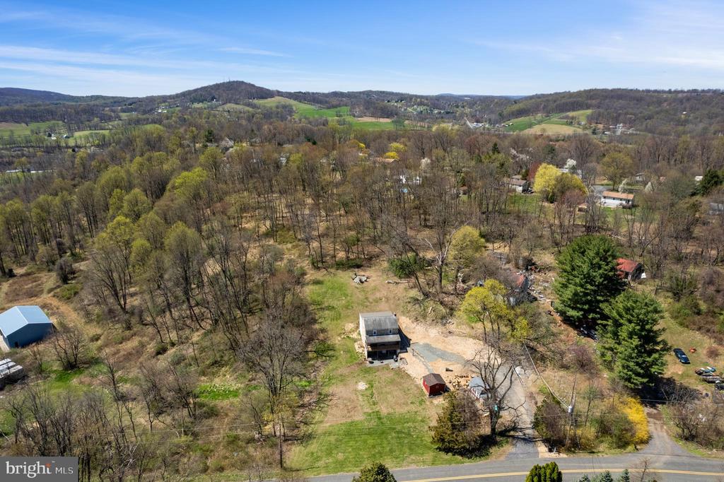 1575 ORCHARD LANE