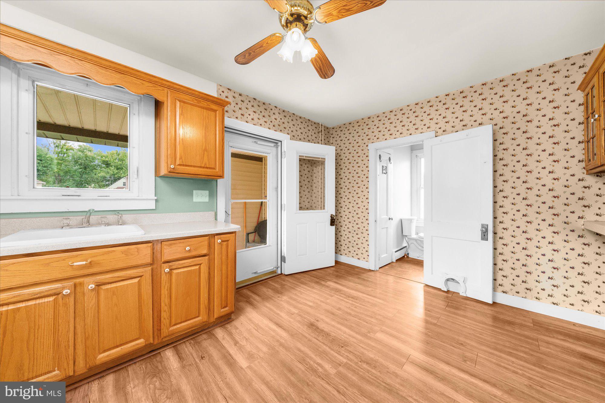 503 MONTGOMERY AVENUE