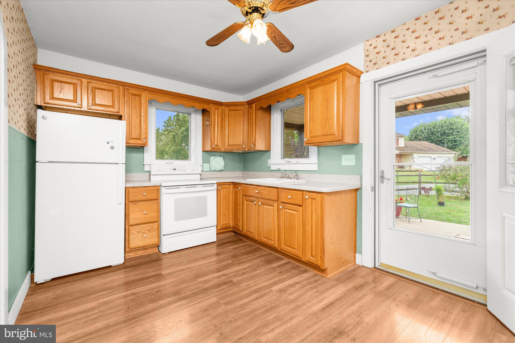 503 MONTGOMERY AVENUE