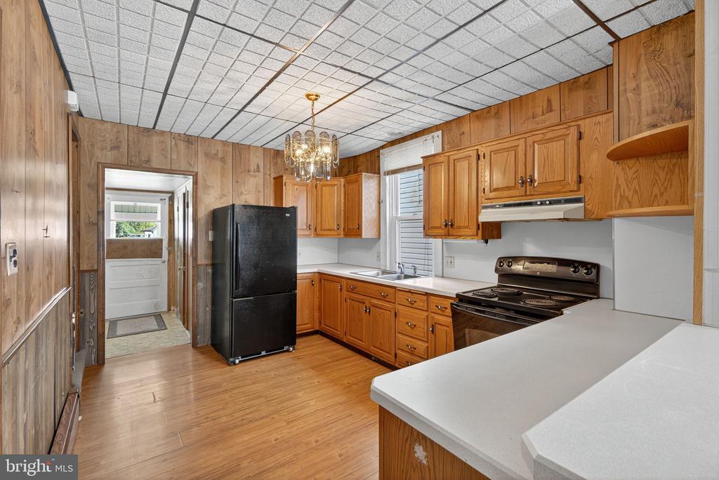 135 BARTO ROAD