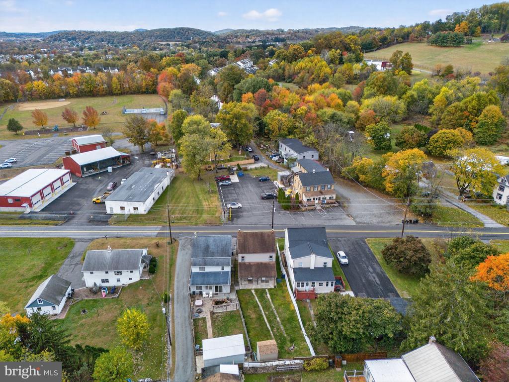 135 BARTO ROAD