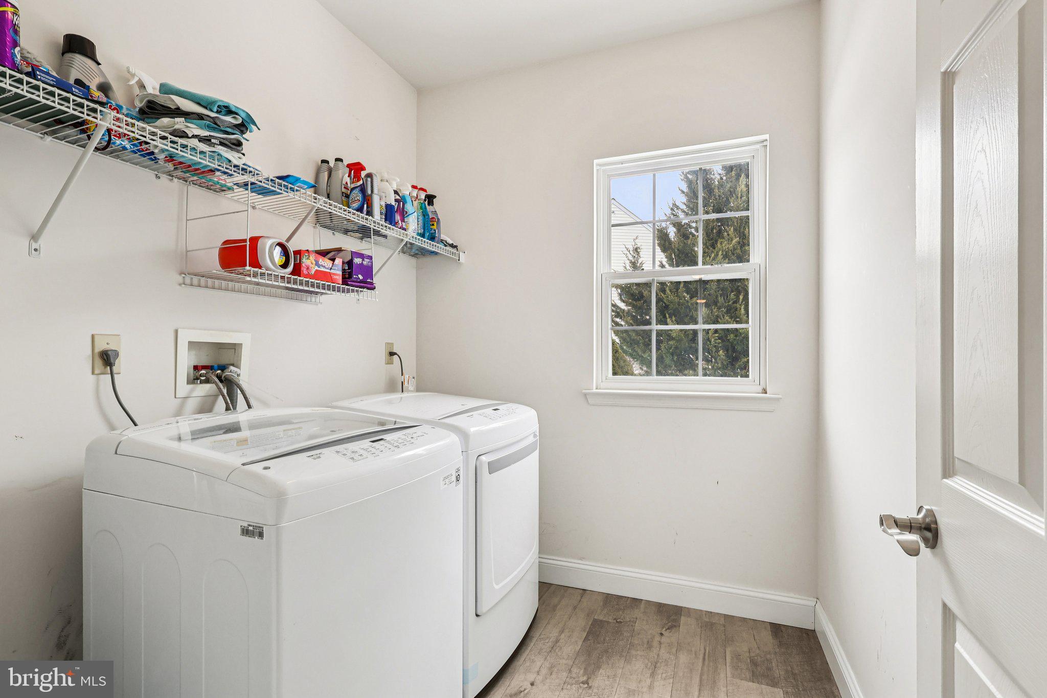 230 N SHADYBROOKE DRIVE