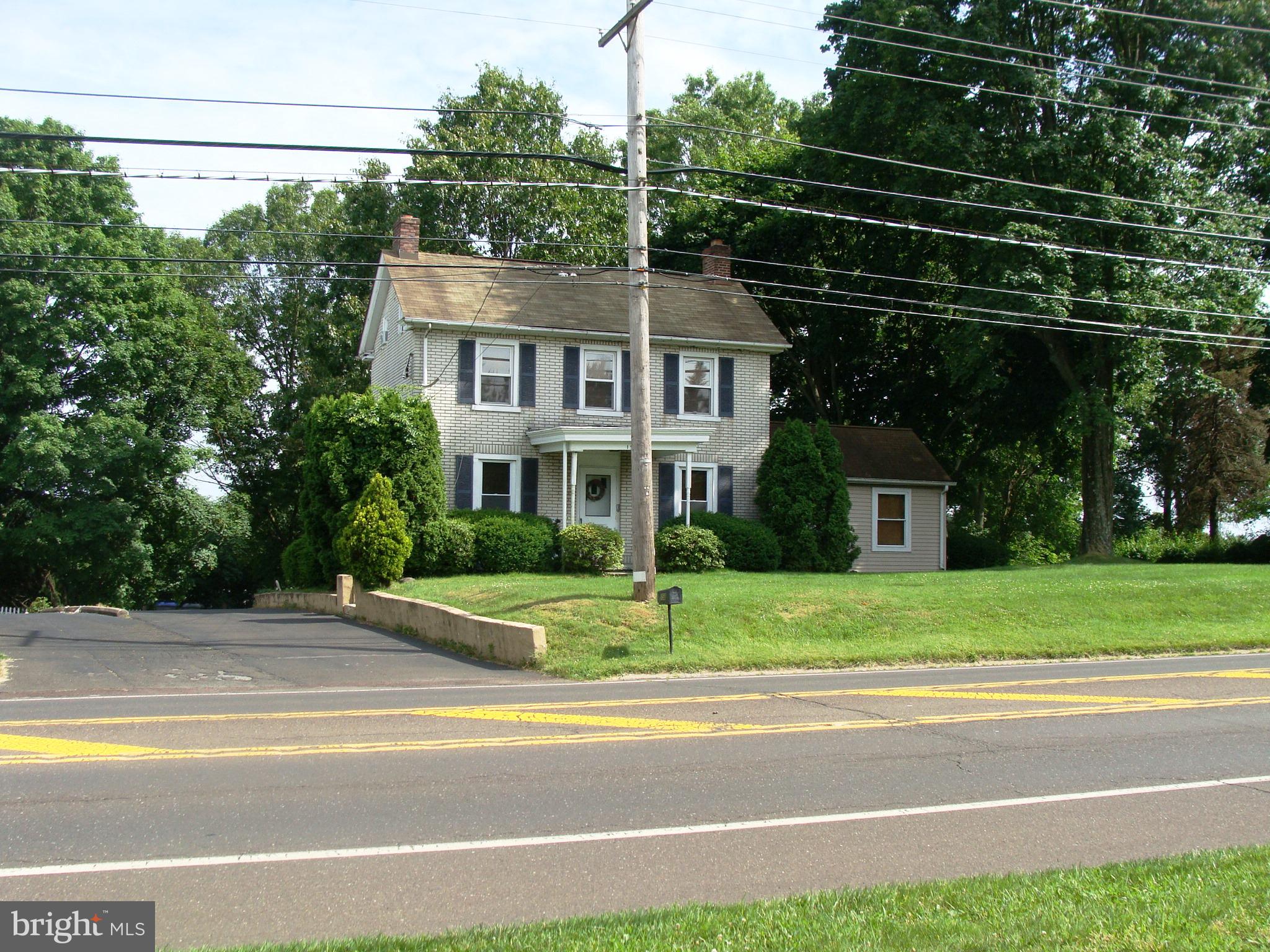 158 W BUTLER AVENUE SECOND FLOOR BEDROOM