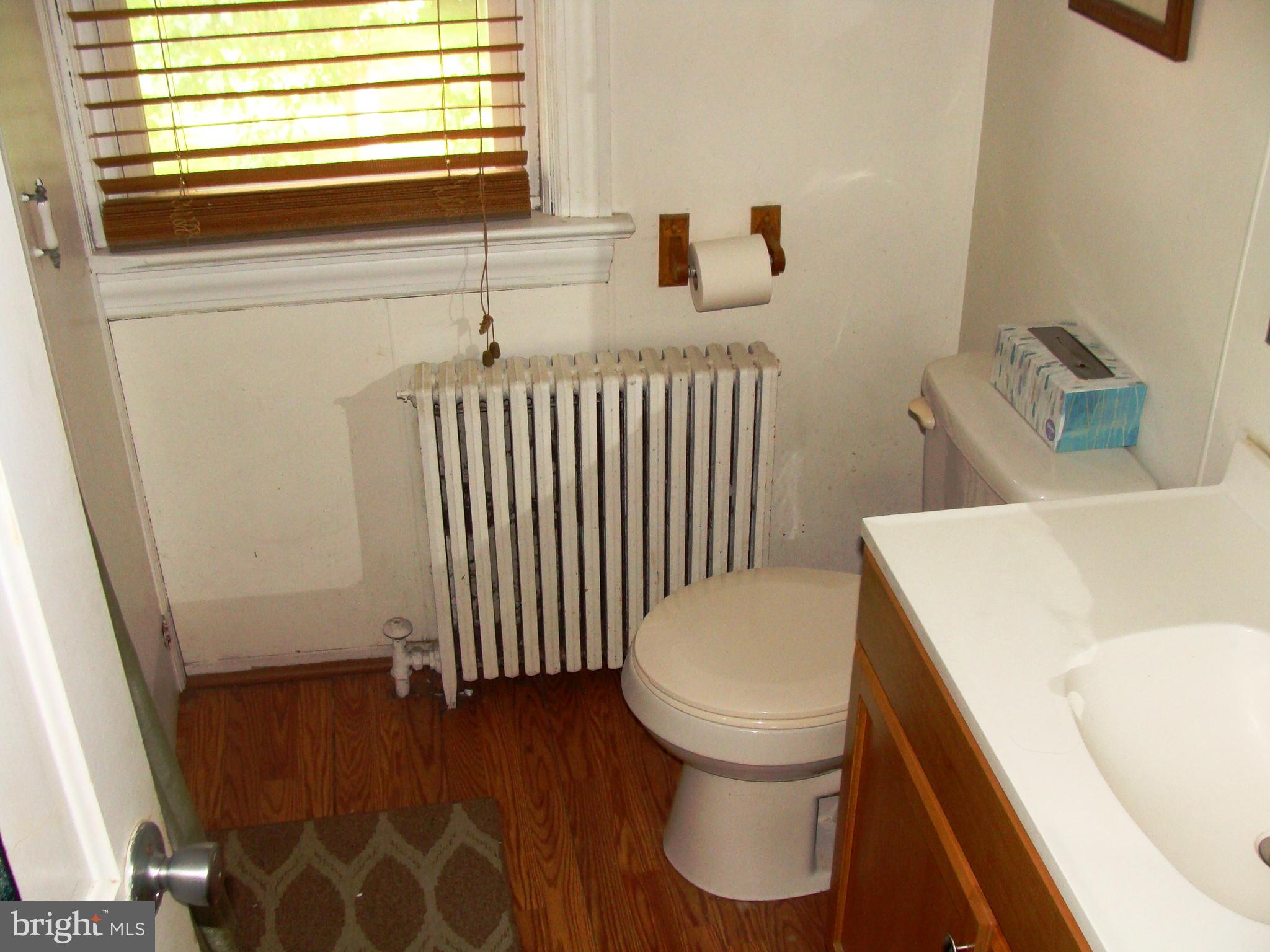 158 W BUTLER AVENUE SECOND FLOOR BEDROOM