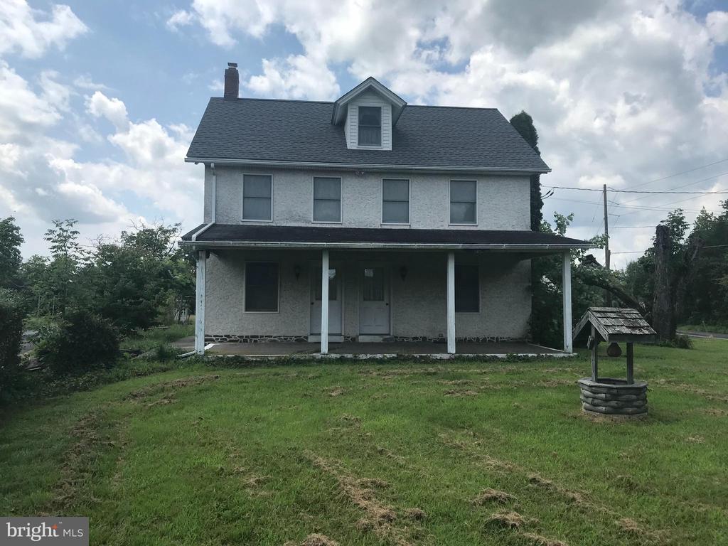 1504 RIDGE ROAD