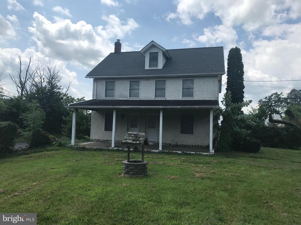 1504 RIDGE ROAD