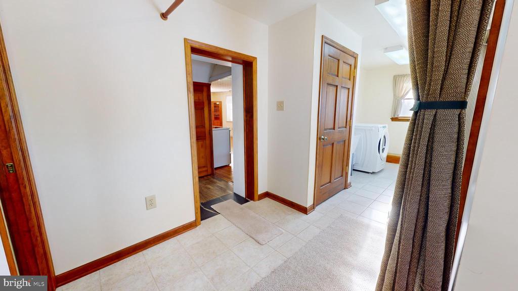 1504 RIDGE ROAD