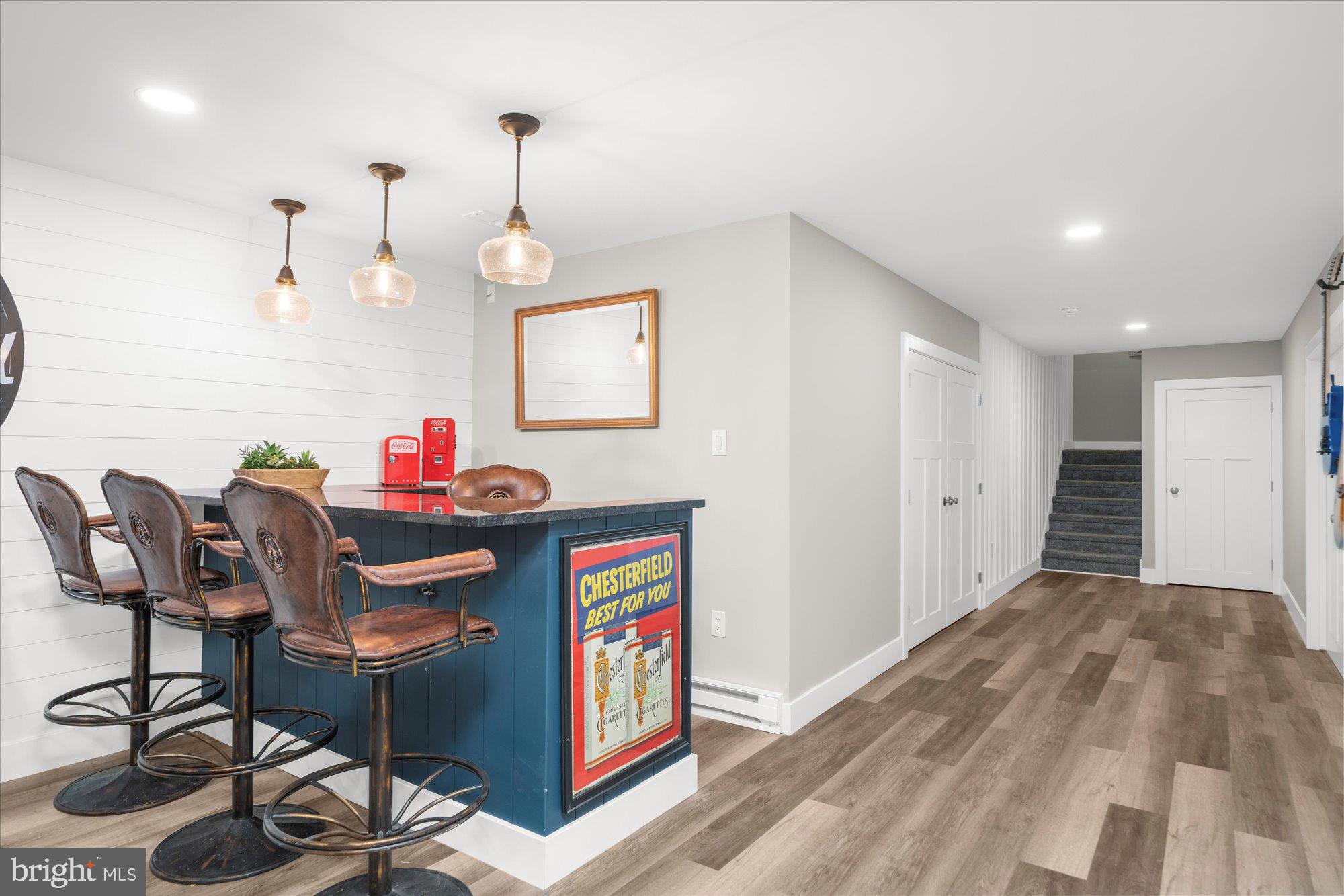 1009 E CREAMERY ROAD