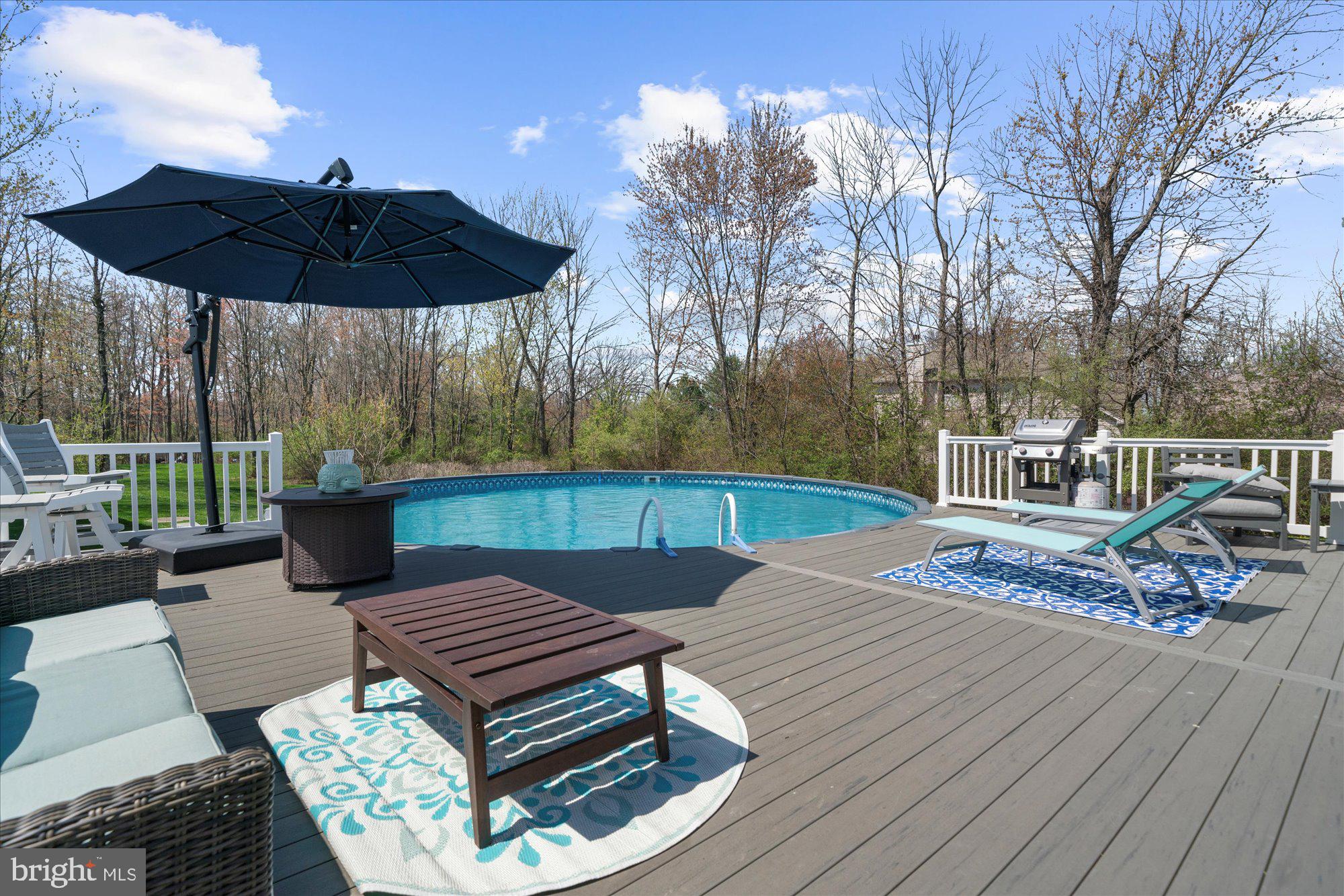 1009 E CREAMERY ROAD