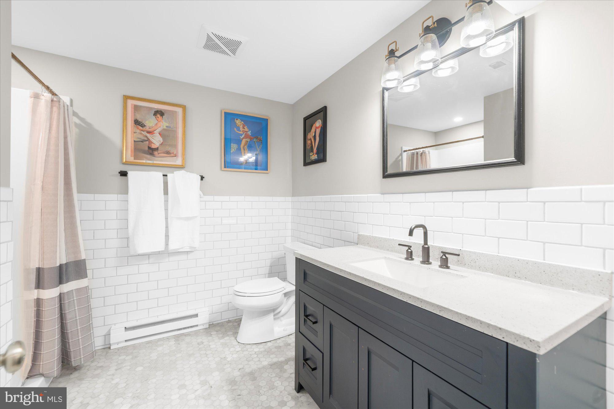 1009 E CREAMERY ROAD