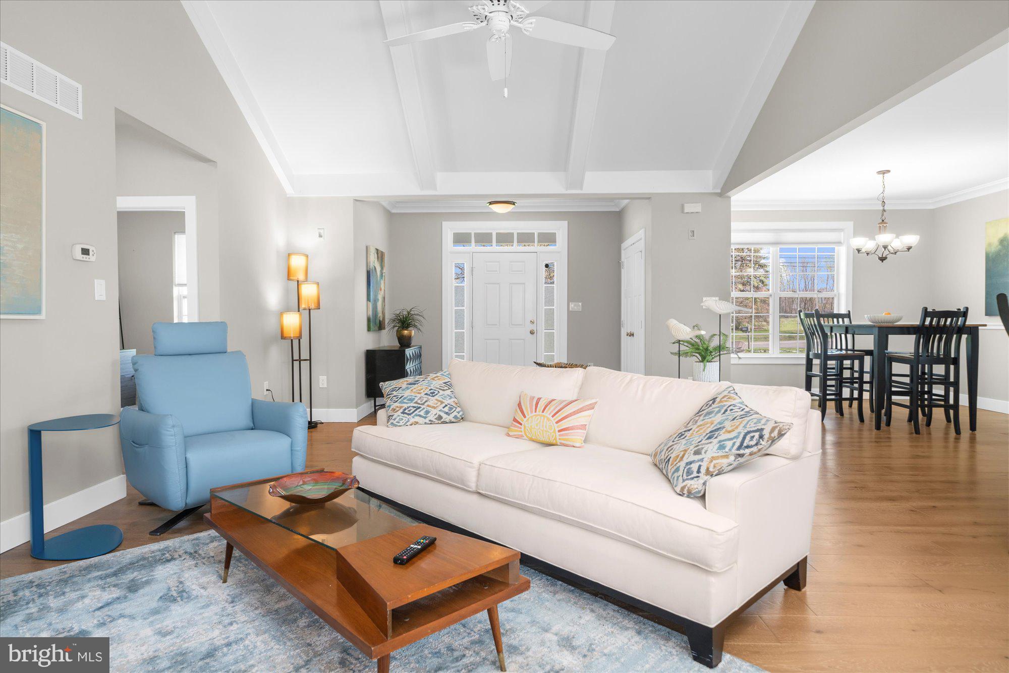 1009 E CREAMERY ROAD